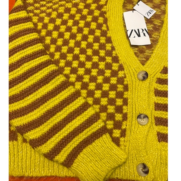 Zara yellow and brown checks stripes touch of wool jacquard knit cardigan NWT - Picture 4 of 11